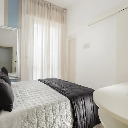 Hotel Flora Milano Marittima Extérieur photo