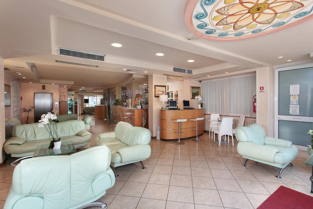 Flora 3* Milano Marittima