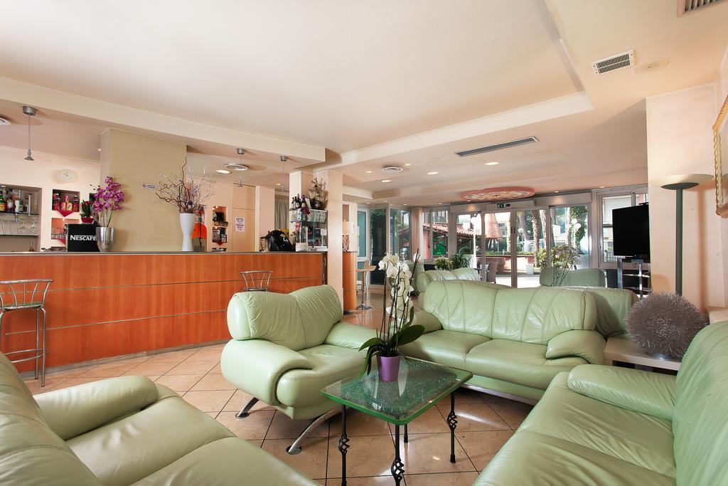 Flora Hotel Milano Marittima