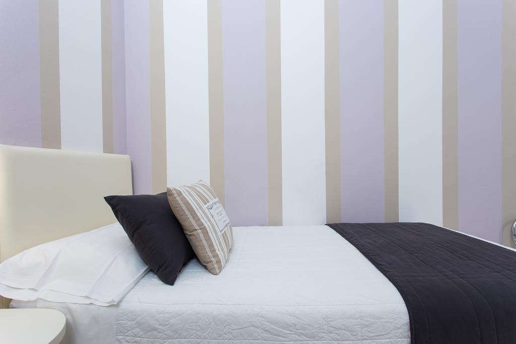Hotel Flora 3*